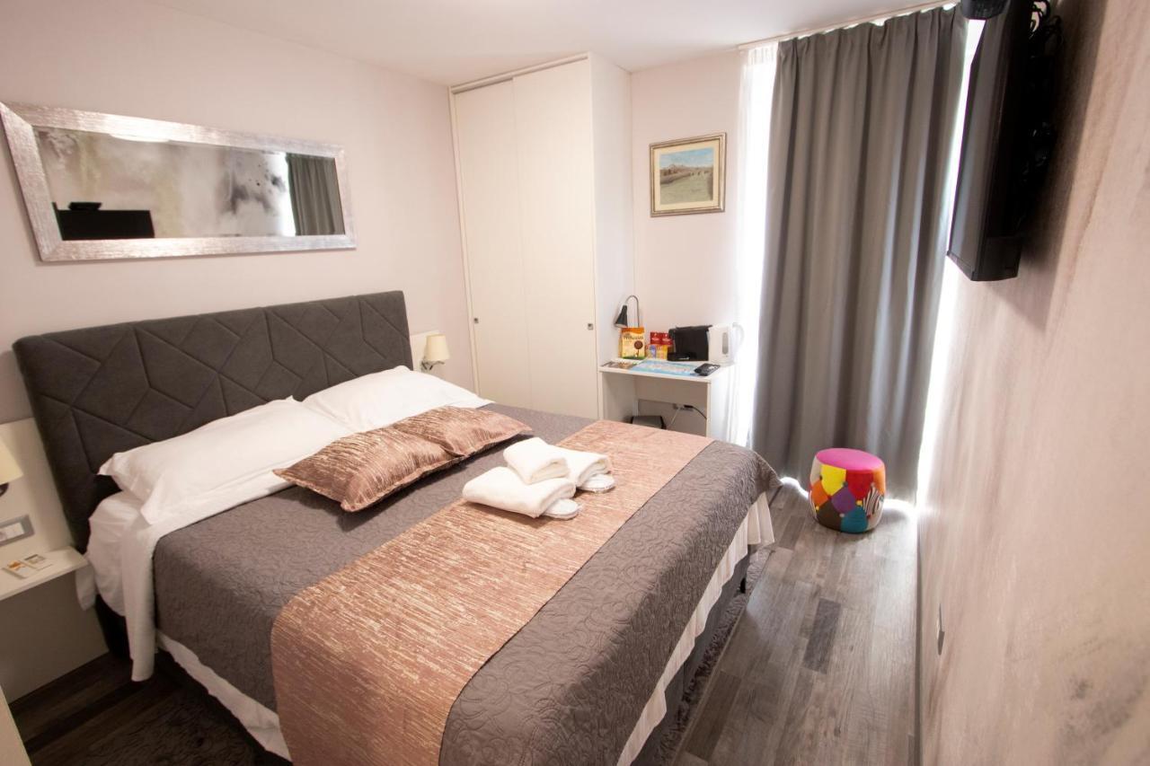 Calm Apartment & Room ザダル エクステリア 写真