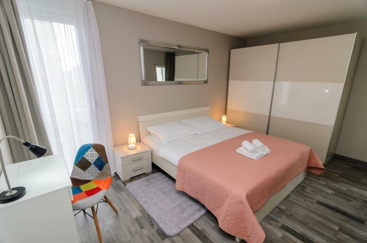 Calm Apartment & Room ザダル エクステリア 写真